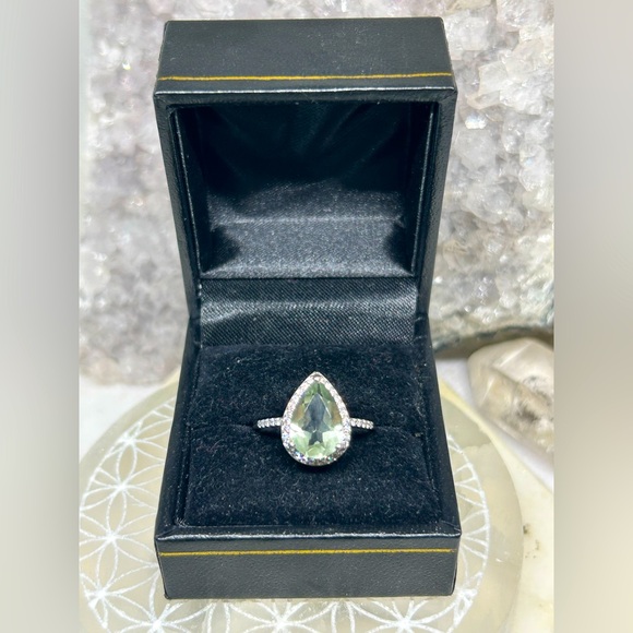 Elegant Prasiolite Teardrop Ring 925 - Picture 1 of 4